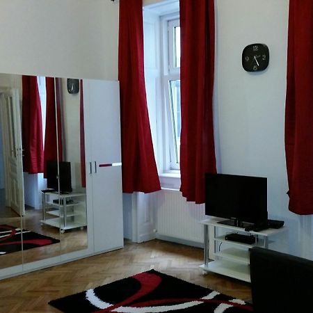 Goldfisch Apartment Central Park Wien Ngoại thất bức ảnh