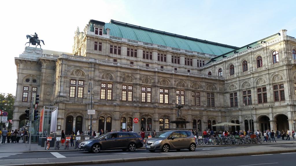 Goldfisch Apartment Central Park Wien Ngoại thất bức ảnh