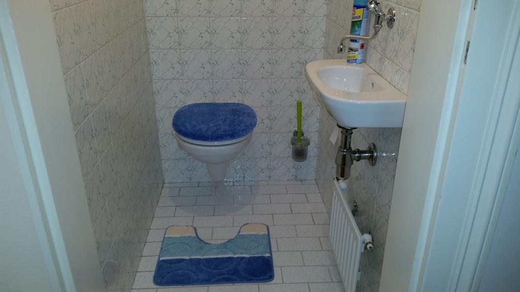 Goldfisch Apartment Central Park Wien Ngoại thất bức ảnh